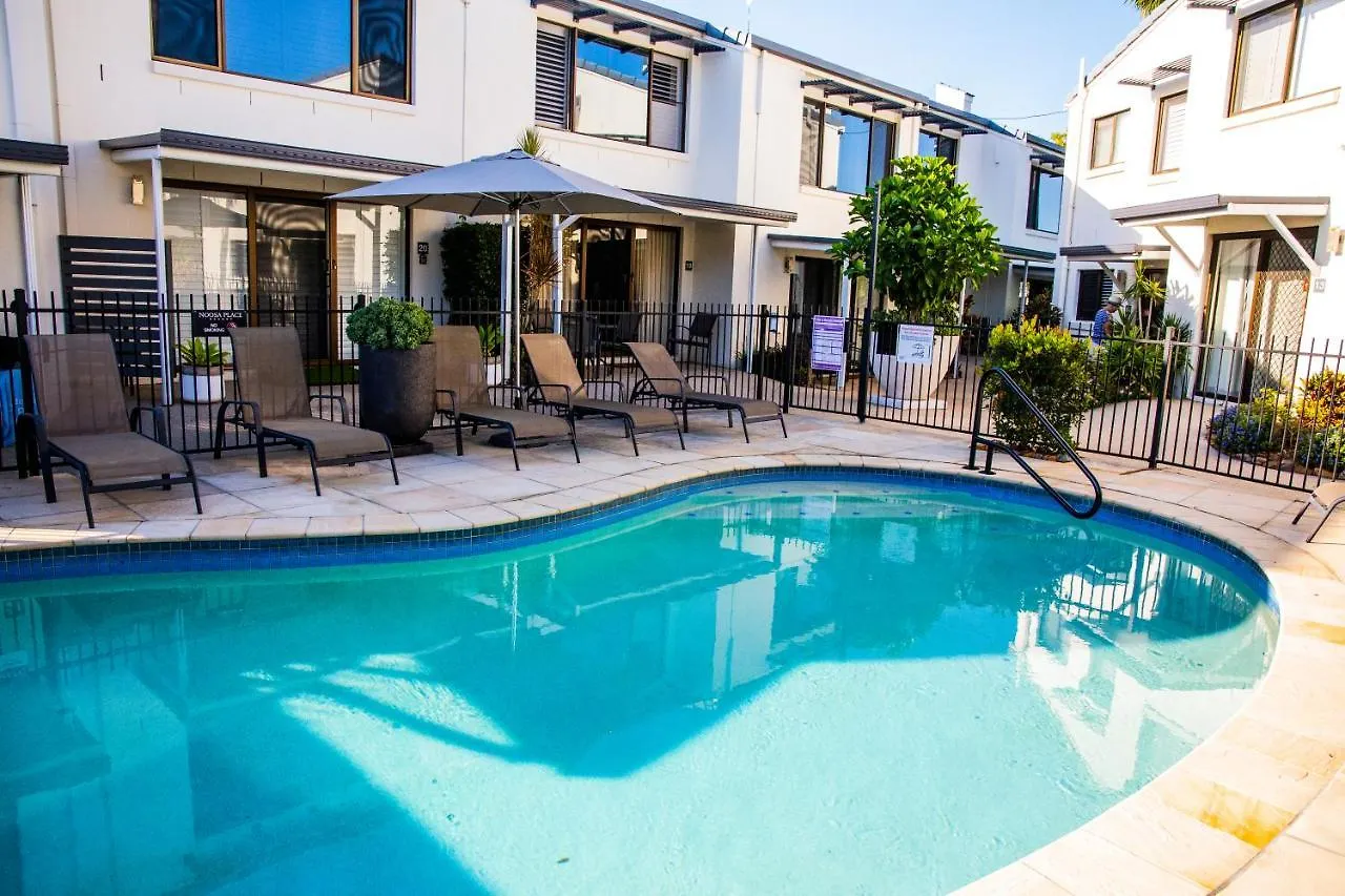 2 Bedroom Renovated Townhouse, Walk To Noosa River Noosaville 0*,